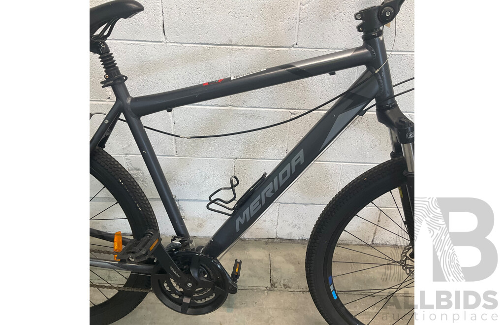 Merida Crossway 10 Bike (55cm Frame)