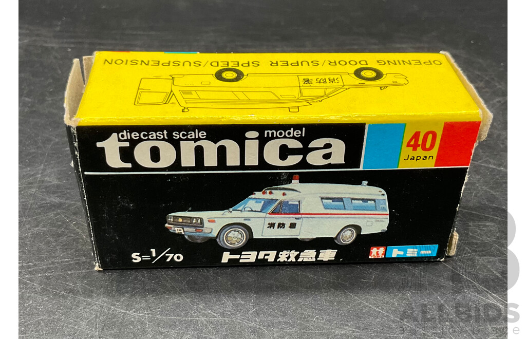 TOMICA Black Box Retired No. 40 Toyota Ambulance Diecast Car 1/70 - Made in Japan