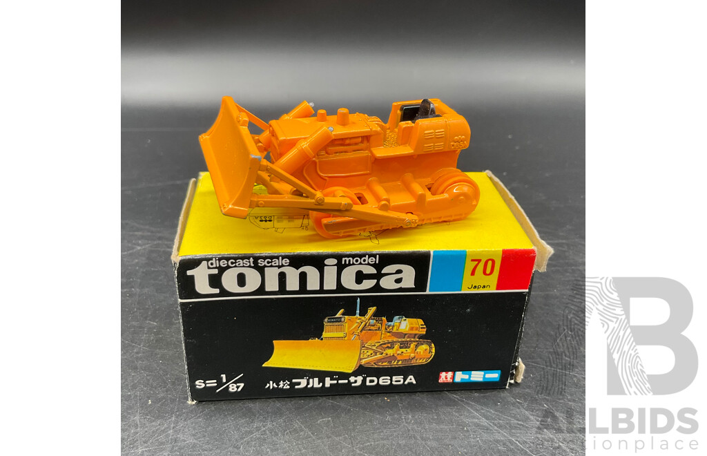 TOMICA Black Box Retired No. 70 Komatsu Bulldozer D65A Diecast Car 1/87 - Made in Japan