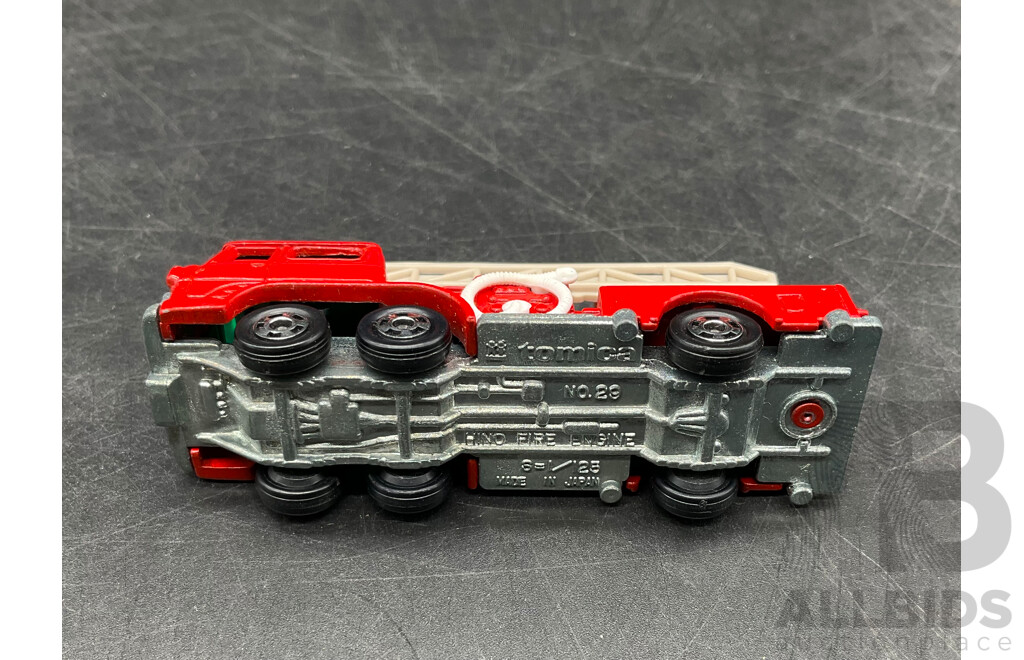 TOMICA Black Box Retired No. 29 HINO Aerial Ladder Fire Truck Diecast Car 1/125 - Made in Japan