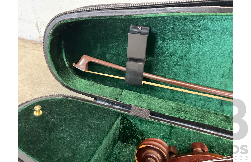 VIolin in Blue Case