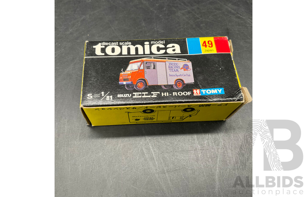 TOMICA Black Box Retired No. 49 ISUZU ELF Hi-Roof Diecast Car 1/81 - Made in Japan