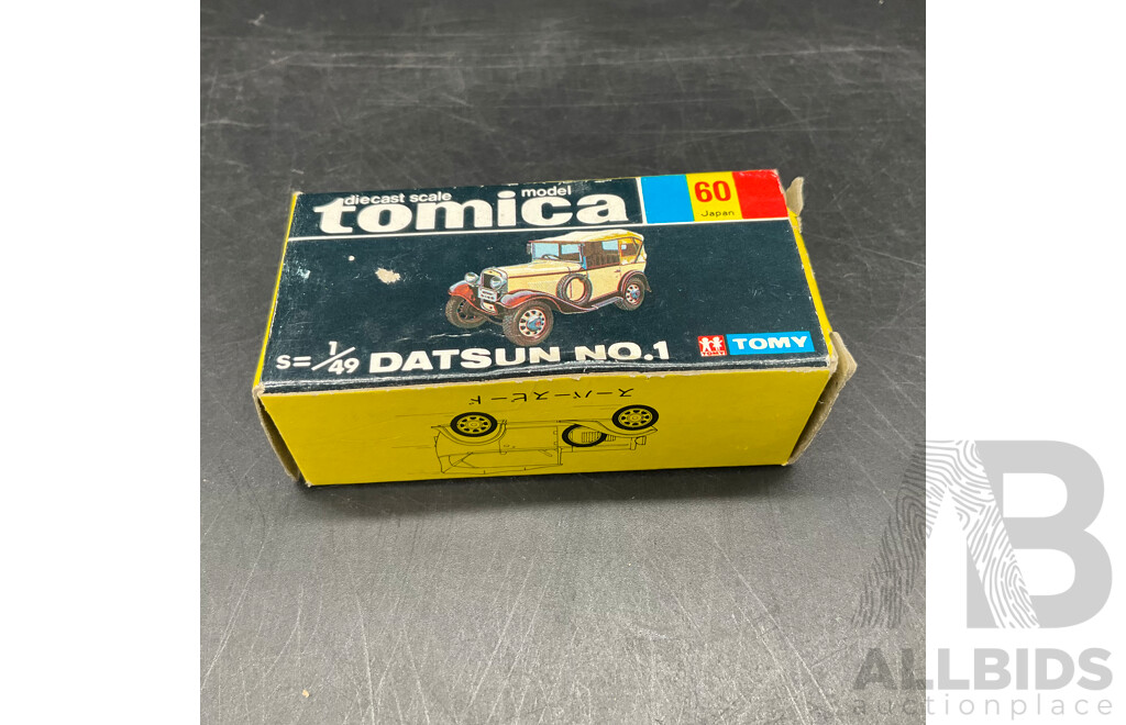 TOMICA Black Box Retired No.60 DATSUN NO.1 Diecast Car 1/49 - Made in Japan