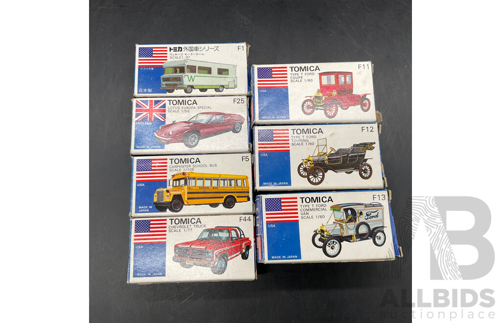 Assorted of TOMICA 1/60 USA & ENGLAND Diecast Car  - Made in Japan - Lot of 7