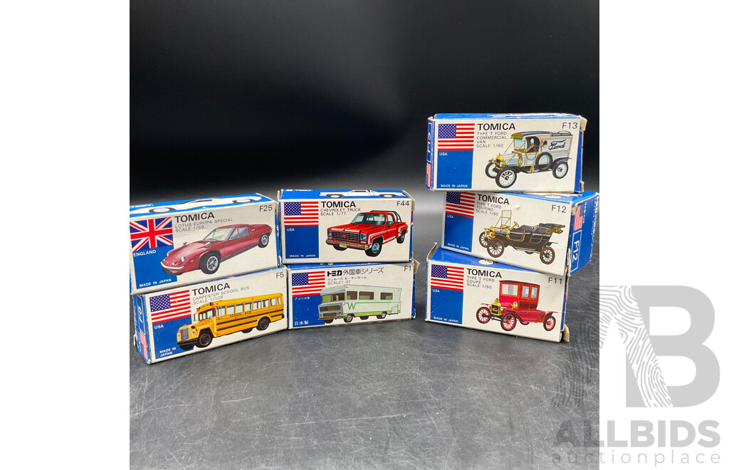 Assorted of TOMICA 1/60 USA & ENGLAND Diecast Car  - Made in Japan - Lot of 7