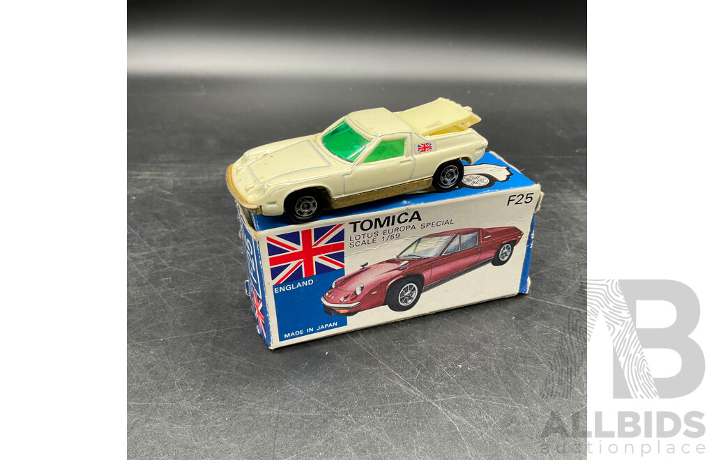 Assorted of TOMICA 1/60 USA & ENGLAND Diecast Car  - Made in Japan - Lot of 7