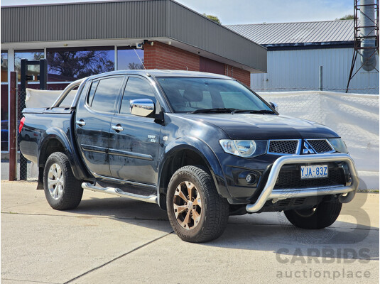 6/2012 Mitsubishi Triton Glx-R (4x4) MN MY12 Double Cab Utility Black 2.5L