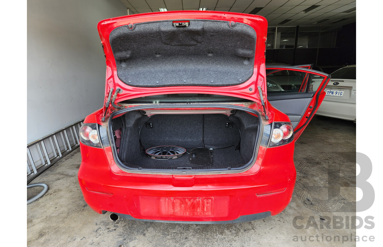 8/2006 Mazda Mazda3 NEO BK 4d Sedan Red 2.0L