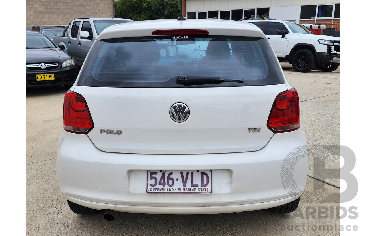 6/2013 Volkswagen Polo 77 TSI Comfortline 6R MY13.5 5d Hatchback White 1.2L