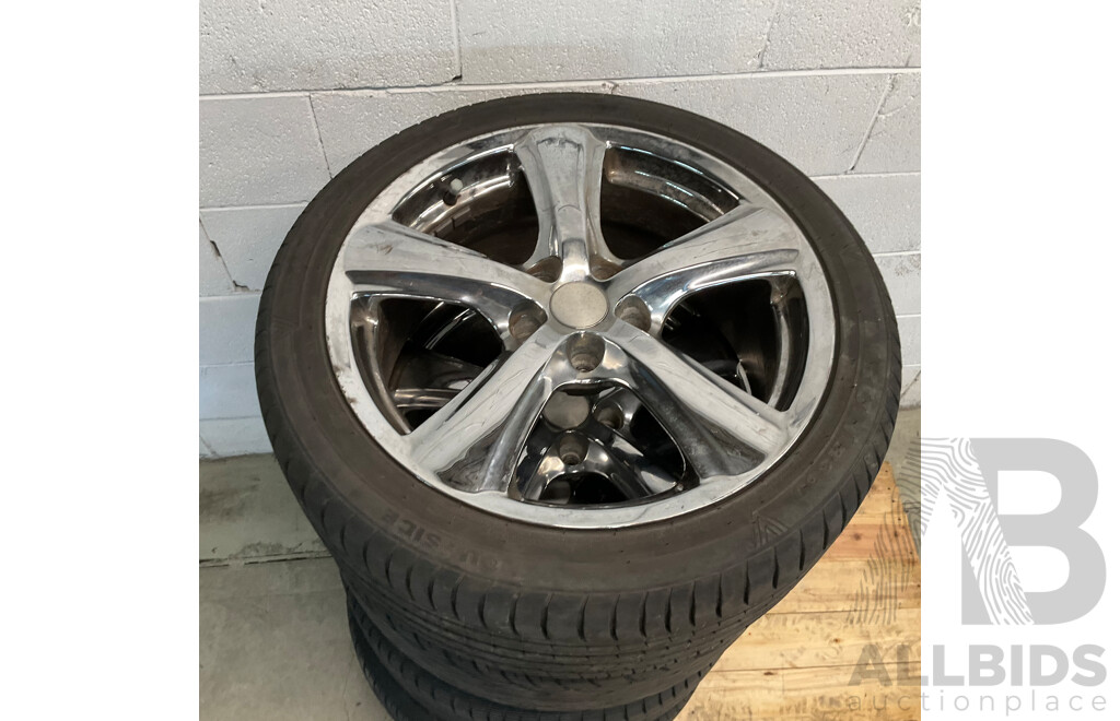 Rims with 245/40ZR18 Tyres X4