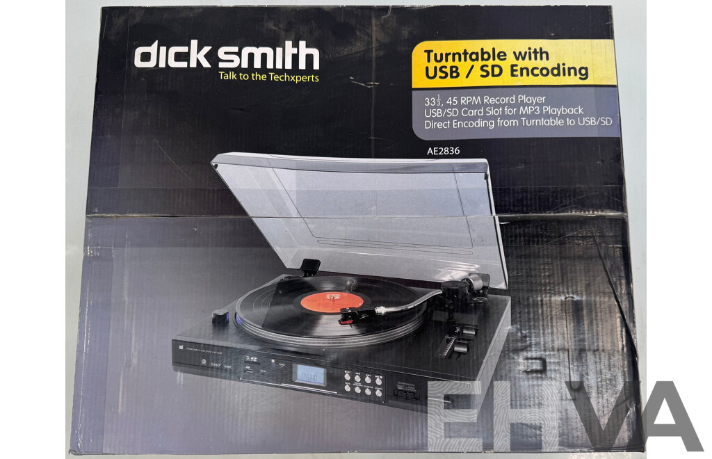 Dick Smith USB Encoding Turntable with USB/SD Input