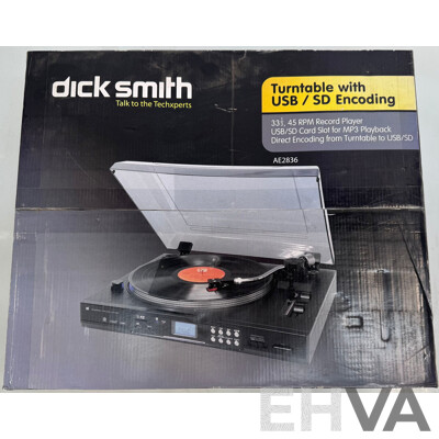 Dick Smith USB Encoding Turntable with USB/SD Input