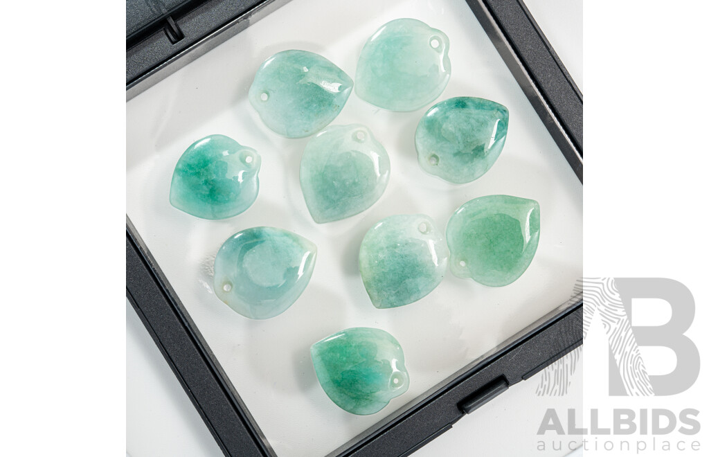 Adventurine (9) Cabochon Heart Cut Gemstones, 157.55 Grams