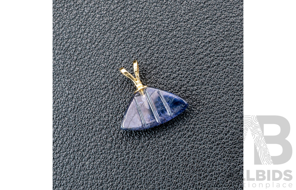 NEW - 14ct Carved Iolite & Diamond Pendant, TDW0.01ct, 14mm, 0.78 Grams