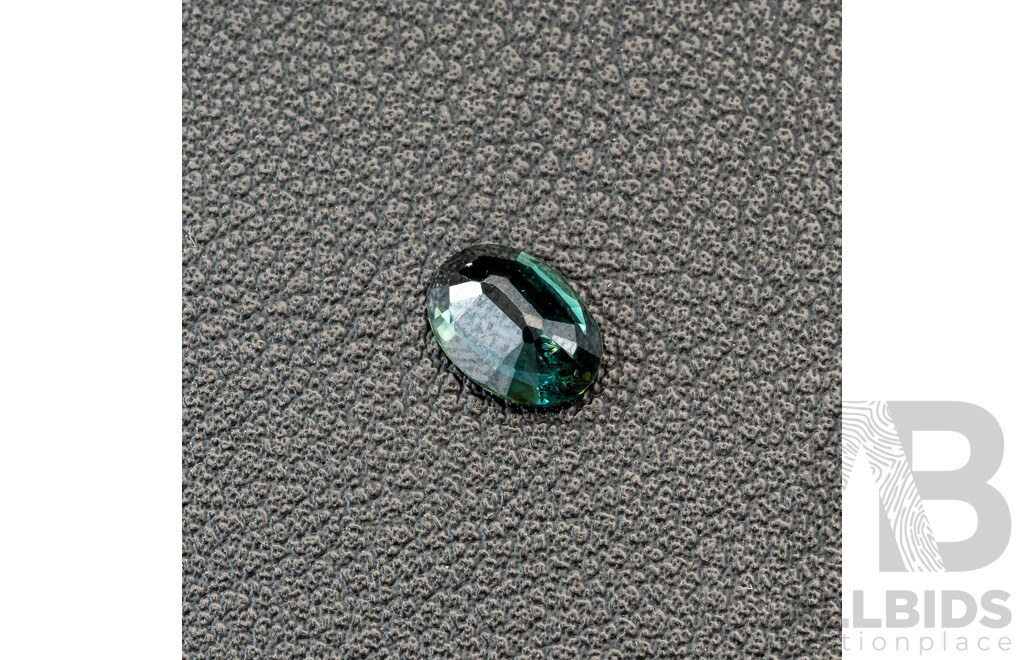 Green Sapphire, Natural Oval Cut Gemstone, 1.32ct with Certificate