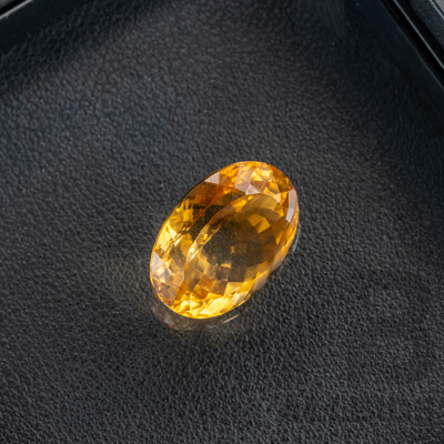 Citrine, Untreated Golden Oval Cut Gemstone, 19.65ct