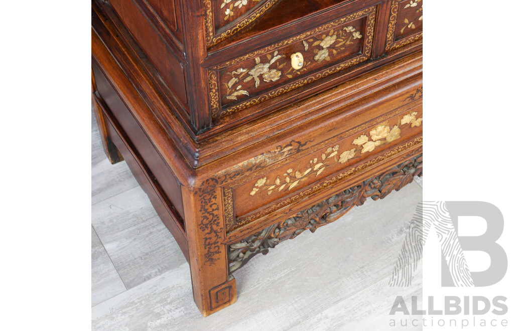 Vintage Japanese Shodona Style Fitted Cabinet, Circa 1950s