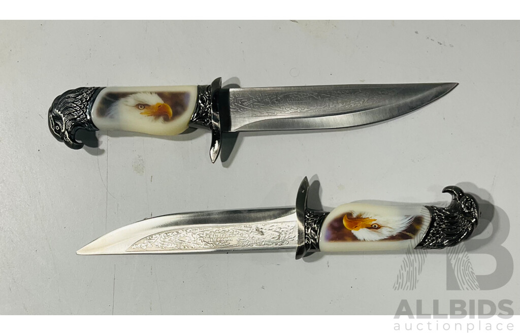 Pair of Wildlife Collection Eagle Display Knives