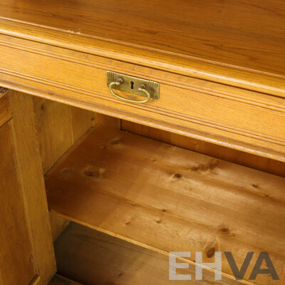 Large Oak Art Nouveau Kitchen Dresser