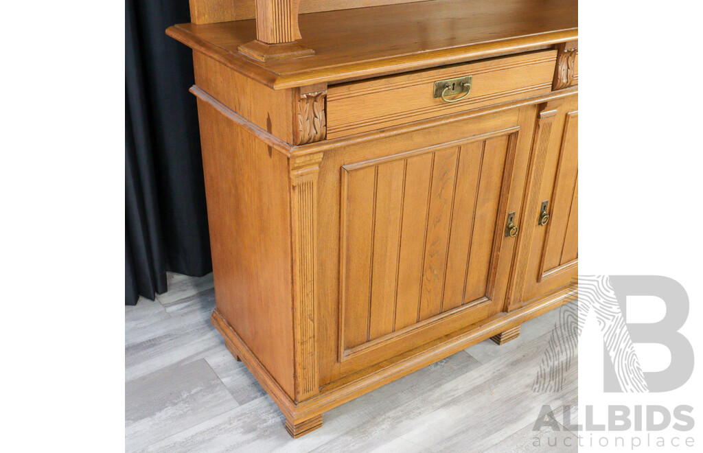 Large Oak Art Nouveau Kitchen Dresser