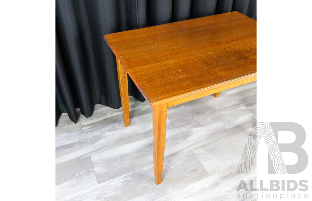 Silky Oak Clerks Desk with Oak Chairs