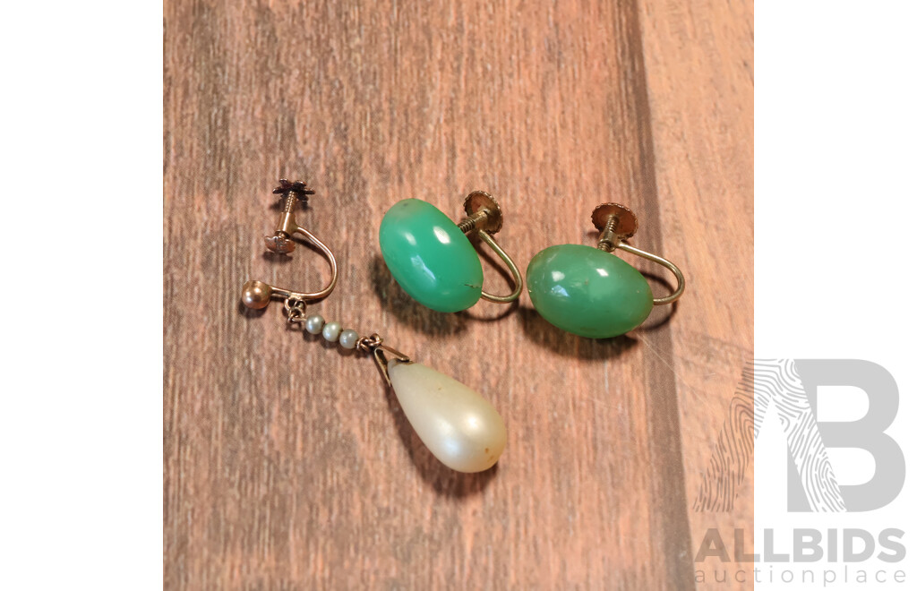 9ct Vintage Chrysoprase Cabochon Screw Back Clip on Earring & Single 9ct Faux Pearl Drop Earring, 6.13 Grams