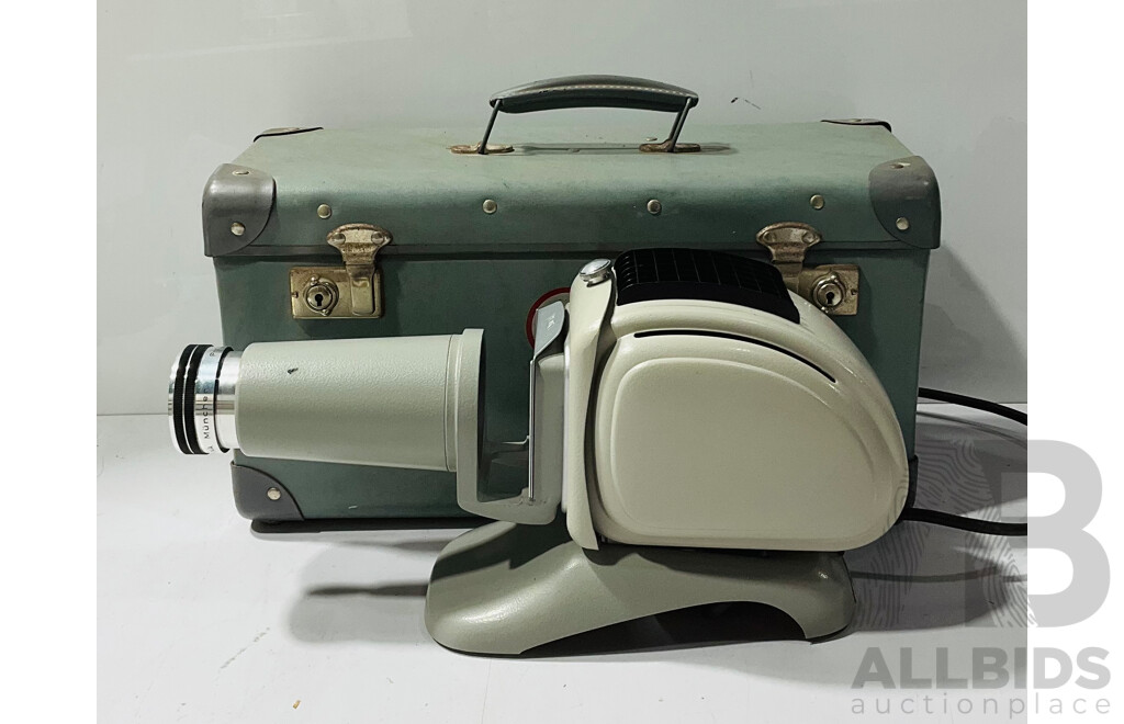 Vintage Noris Slide Projector in Hard Carry Case