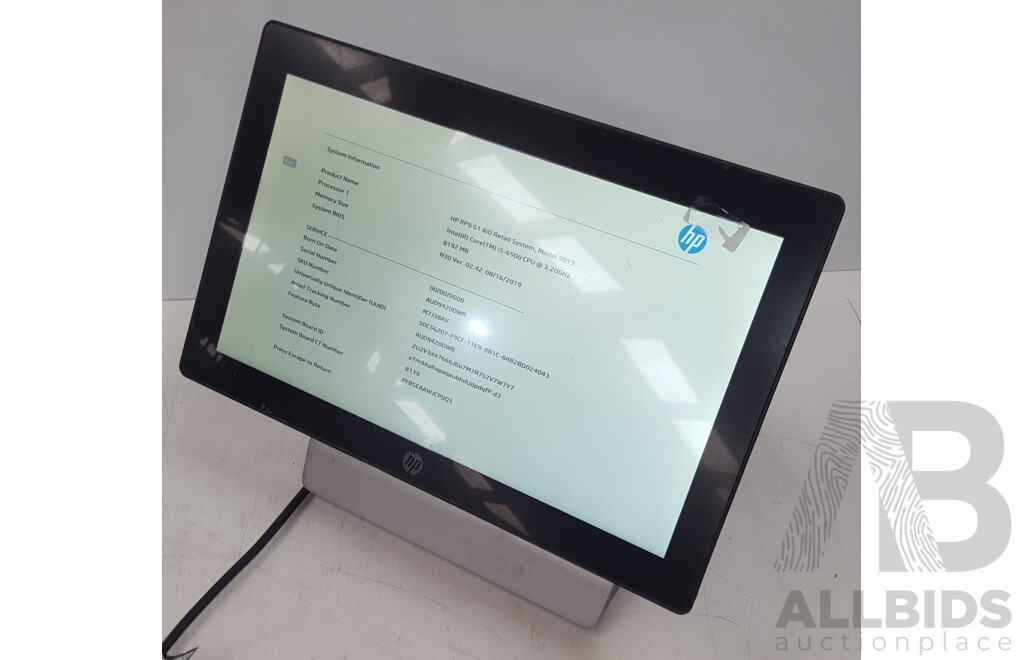 HP (9015) RP9 G1 Intel Core i5 (6500) 3.20GHz-3.60GHz 4-Core CPU 15.6-Inch Touchscreen AIO Retail System