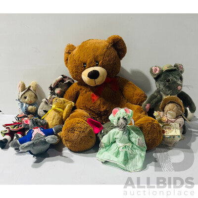 Collection Vintage and Other Teddys and Soft Toys Including Vintage Example with Articulated Limbs
