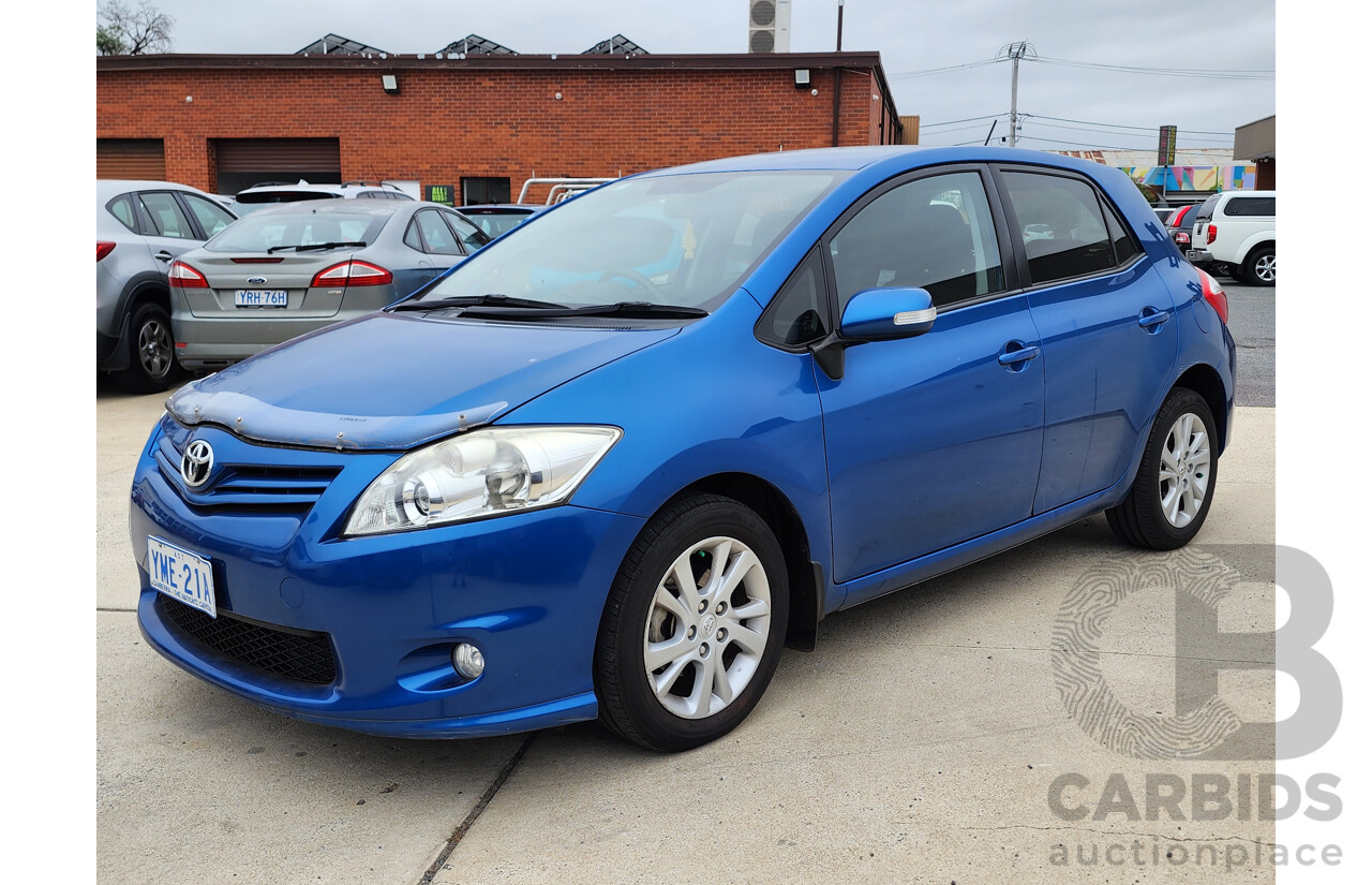 12/2011 Toyota Corolla Ascent Sport ZRE152R MY11 5d Hatchback Blue 1.8L