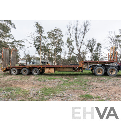 01/1983 Drake STHCRS Tri-Axle Low Loader Float Trailer