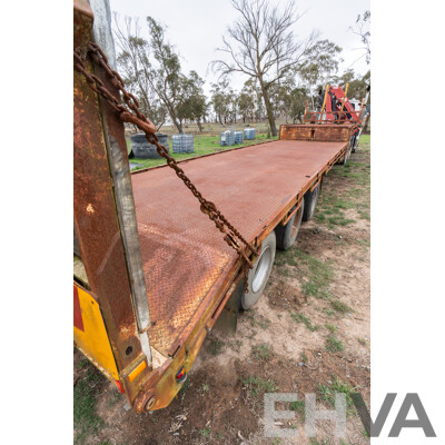01/1983 Drake STHCRS Tri-Axle Low Loader Float Trailer