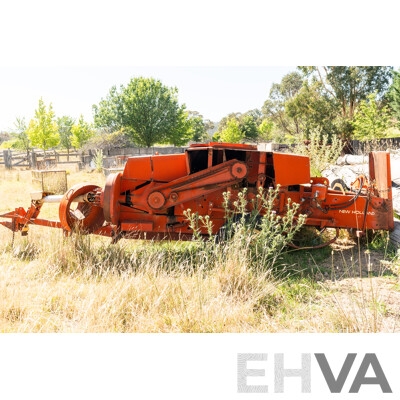 New Holland Hayliner 317, Hay Baler