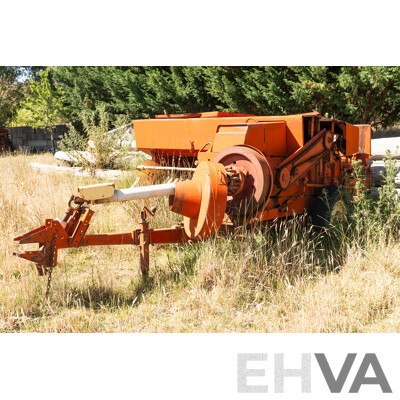 New Holland Hayliner 317, Hay Baler