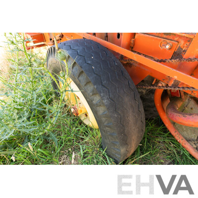 New Holland Hayliner 317, Hay Baler