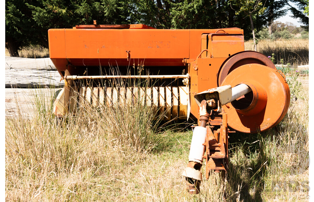 New Holland Hayliner 317, Hay Baler