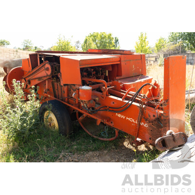 New Holland Hayliner 317, Hay Baler