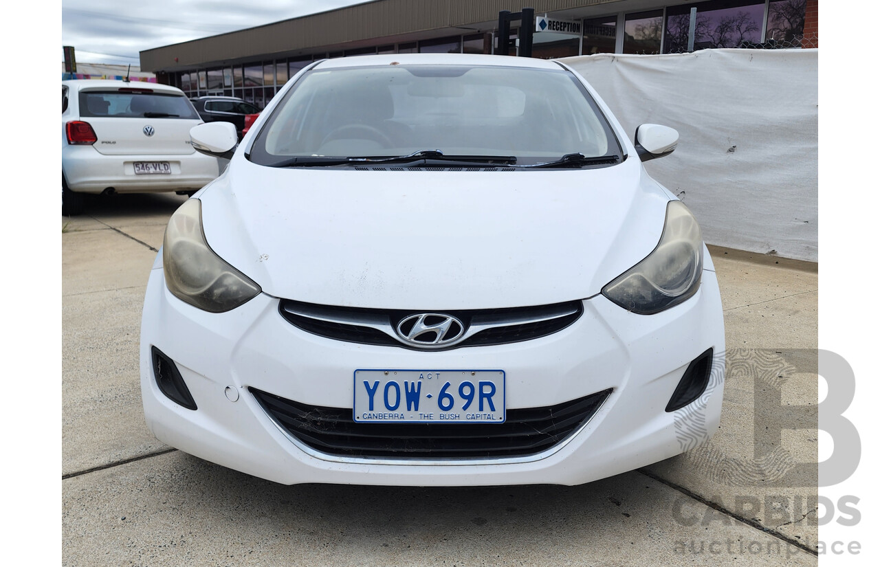 11/2012 Hyundai Elantra Active MD 4d Sedan White 1.8L