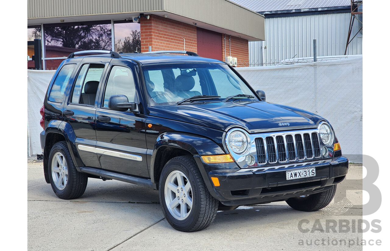 12/2005 Jeep Cherokee Limited (4x4) KJ MY05 UPGRADE 4d Wagon Black 2.8L