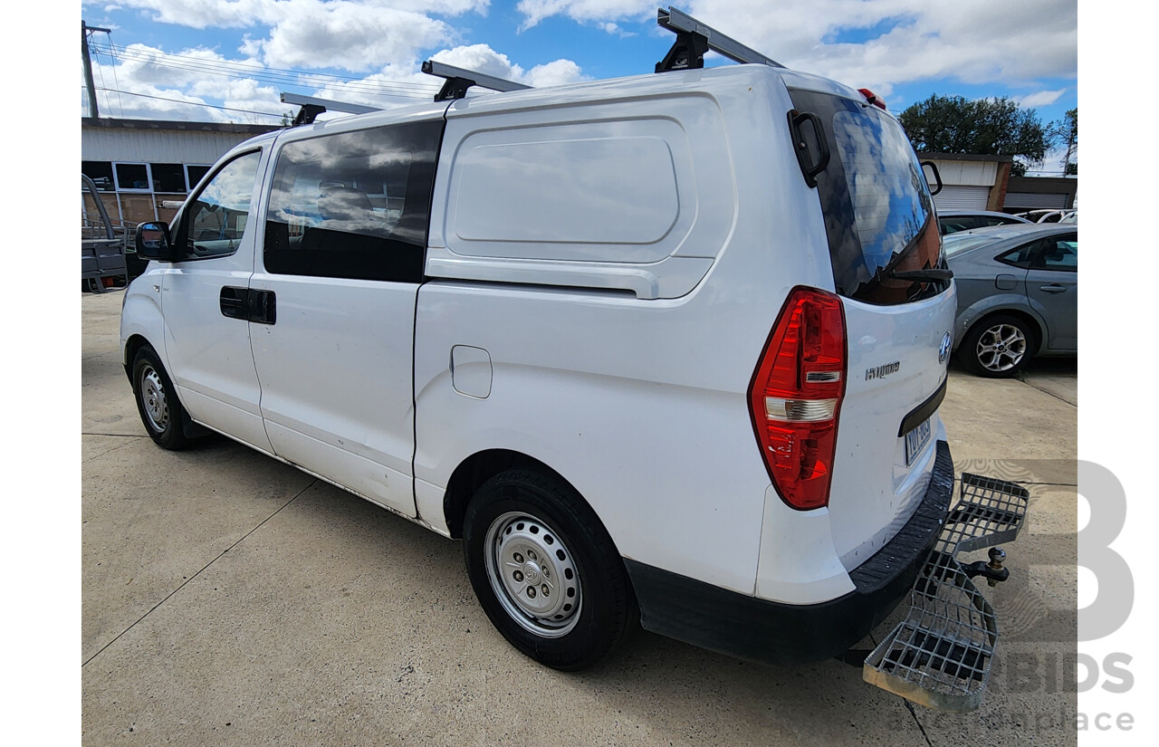 2/2012 Hyundai Iload  TQ MY11 4d Cargo Van White 2.5L