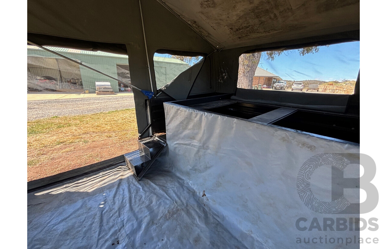 1/2010 Bell Canvas Australia Tent Top Camping Trailer