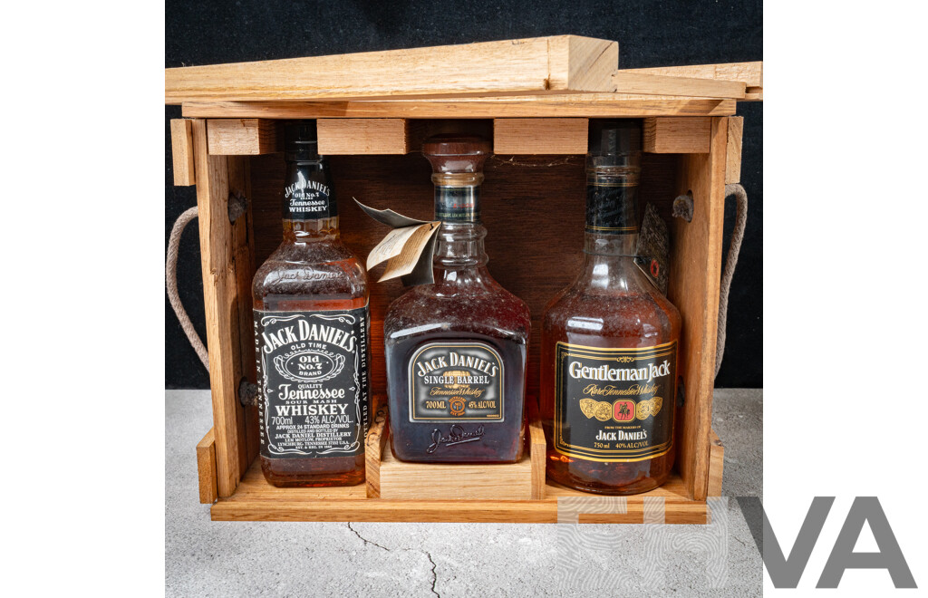 Limited Edition Jack Daniel’s Family of Fine Whiskeys Cabinet.No 79/150, Signed by Master Distiller Jimmy Bedford