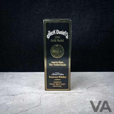 Boxed Jack Daniel’s 1981 Amsterdam, The Netherlands Gold Medal Tennessee Whiskey