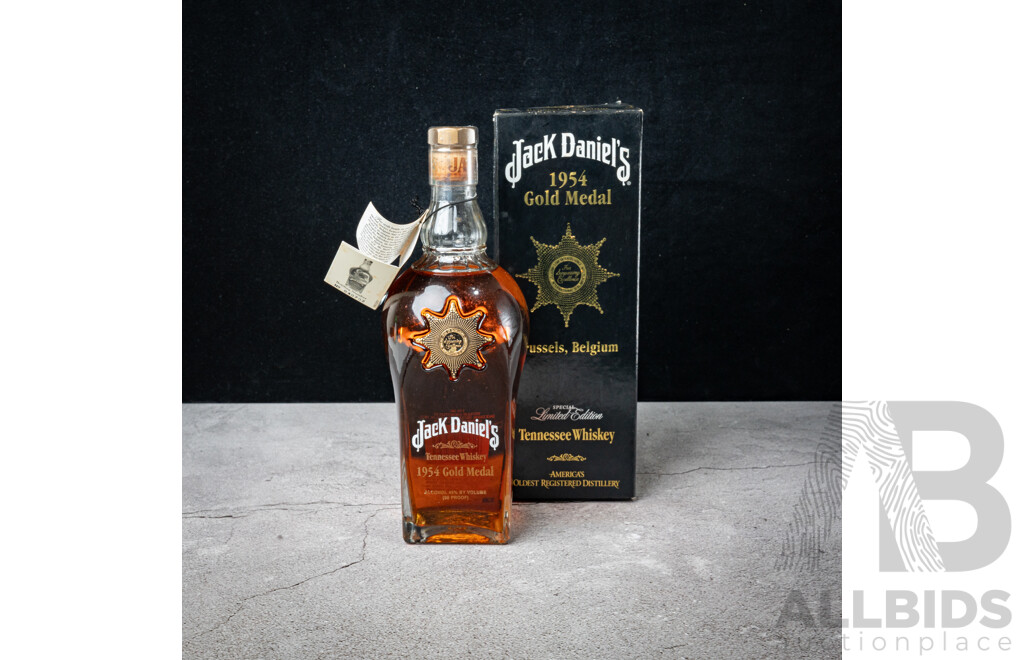 Boxed Jack Daniel’s 1954 Gold Medal Tennessee Whiskey