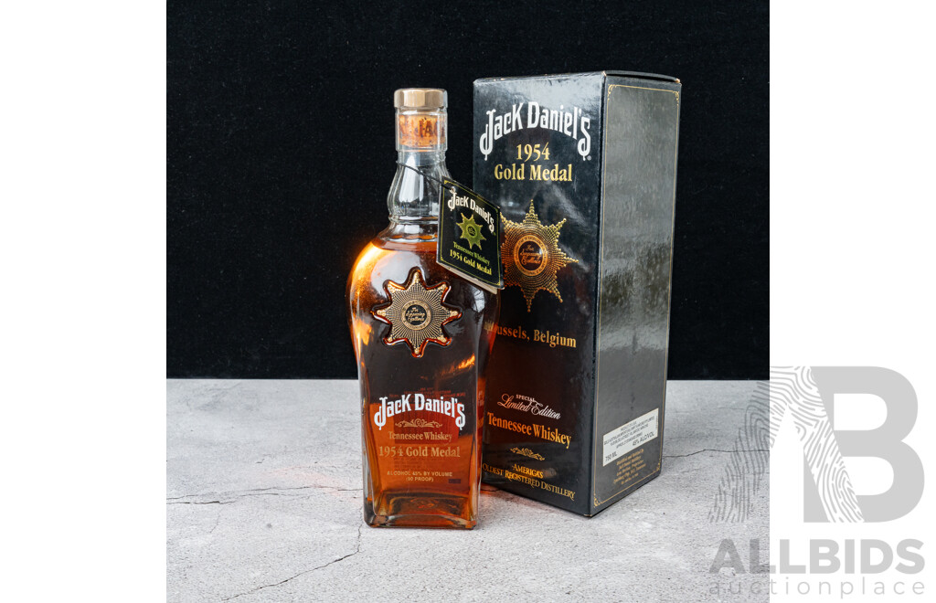 Boxed Jack Daniel’s 1954 Brussels, Belgium Gold Medal Tennessee Whiskey