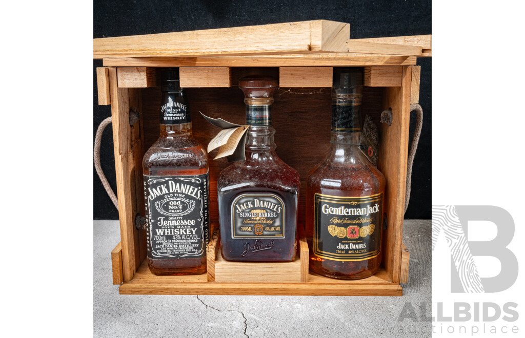 Limited Edition Jack Daniel’s Family of Fine Whiskeys Cabinet.No 79/150, Signed by Master Distiller Jimmy Bedford