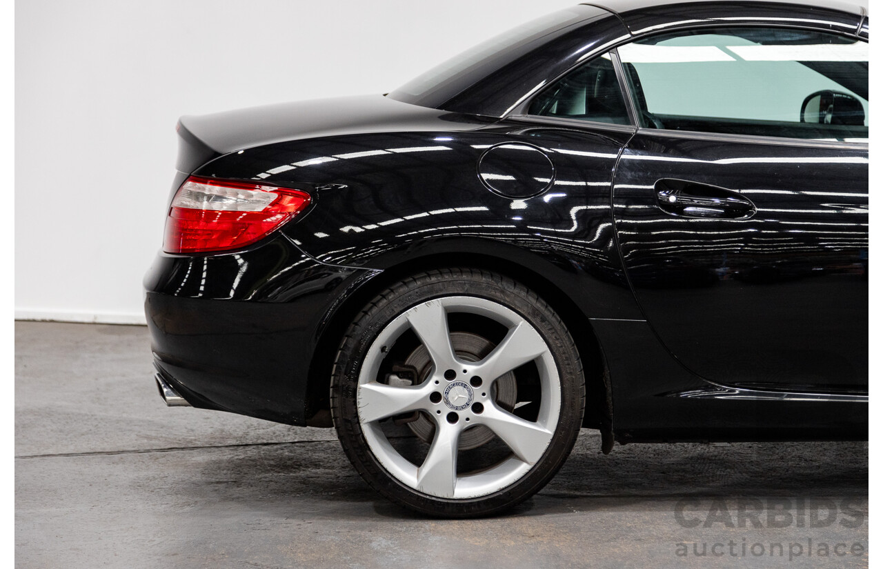 2/2013 Mercedes Benz SLK 350 R172 MY14 2d Convertible Obsidian Black Metallic V6 3.5L