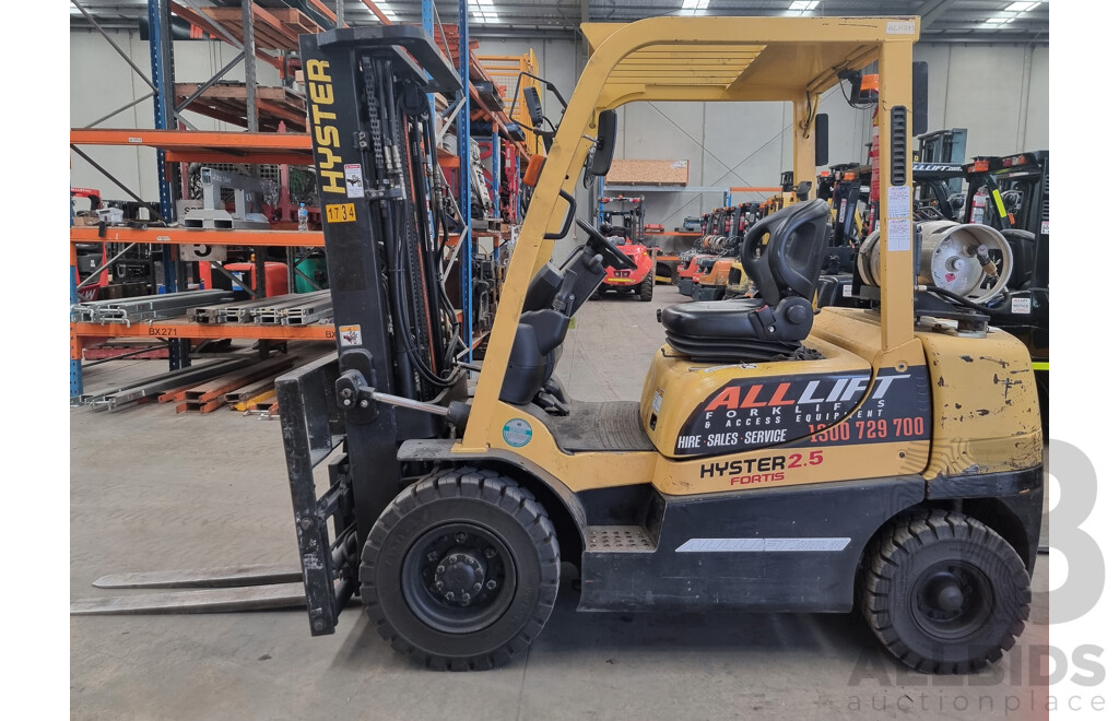 2007 Hyster H2.50TX 2.5 Tonne LPG Forklift 4.5m FSV