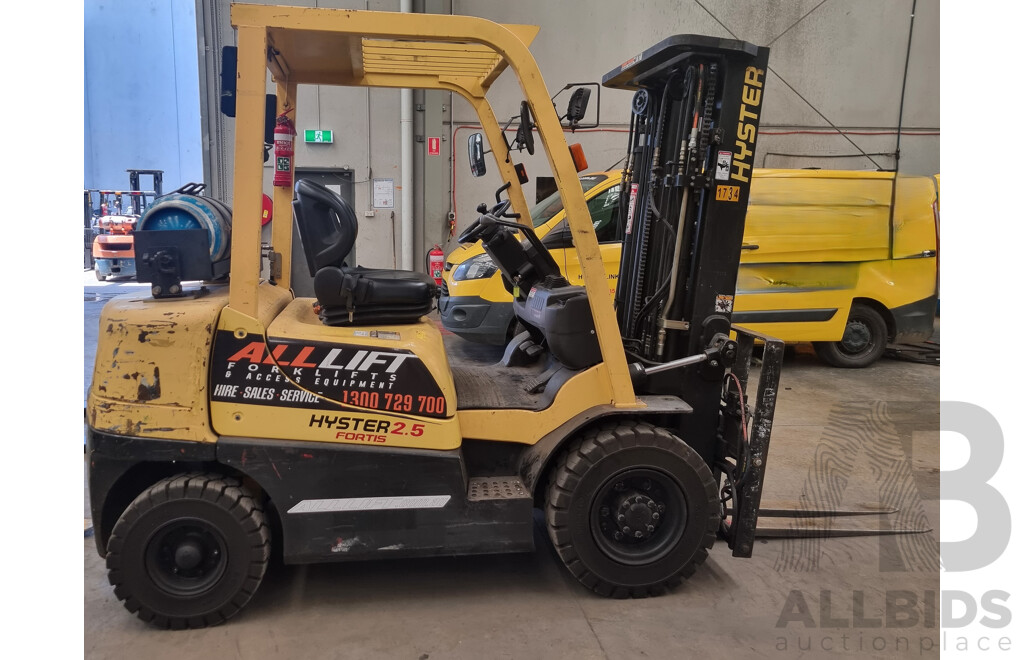 2007 Hyster H2.50TX 2.5 Tonne LPG Forklift 4.5m FSV