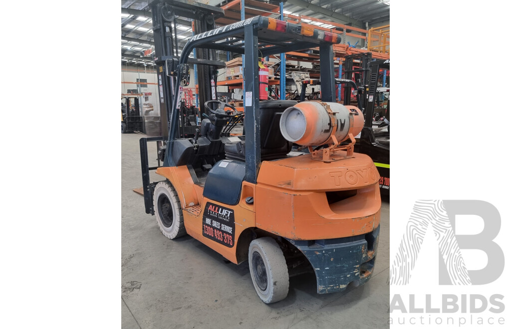 1998 Toyota 42 7FG 25 2.5 Tonne LPG Forklift 6.0m FSV